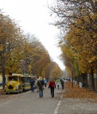 画像ファイル名: schonbrunn2.jpg